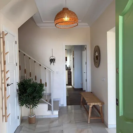 Luxury With Panorama View And Heated Pool * Μάλαγα
