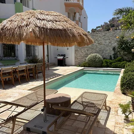 Luxury With Panorama View And Heated Pool Μάλαγα