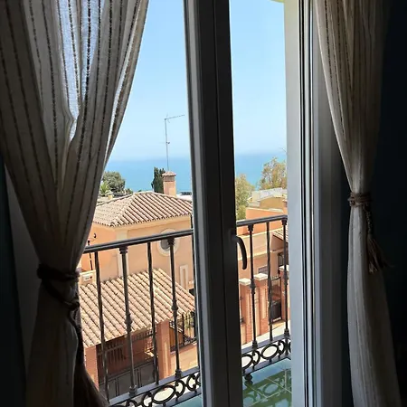 Luxury With Panorama View And Heated Pool 펜션