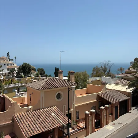 Luxury With Panorama View And Heated Pool * 말라가