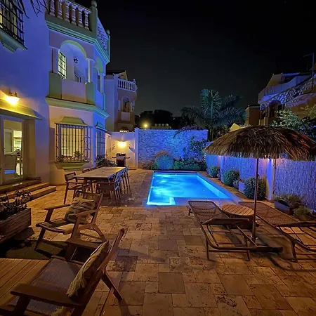 Luxury With Panorama View And Heated Pool