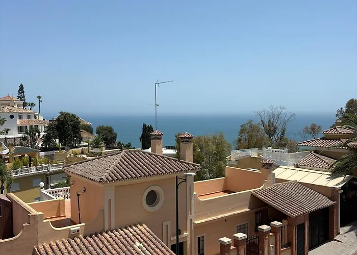 Luxury With Panorama View And Heated Pool * Málaga