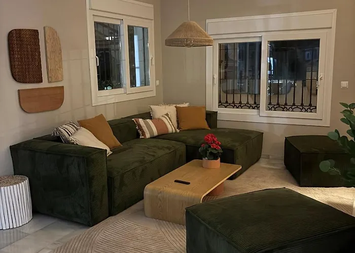 Tatil Evi Luxury With Panorama View And Heated Pool Málaga